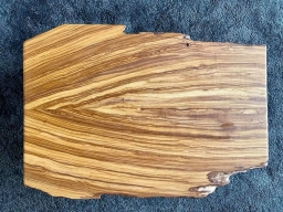 Tavolino da salotto in legno di olivo