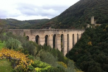 Ponte delle Torri a Spoleto