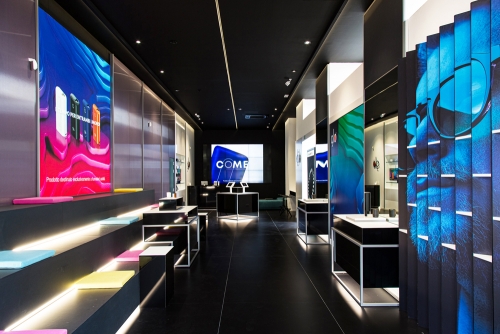 glo flagship store Iosa Ghini