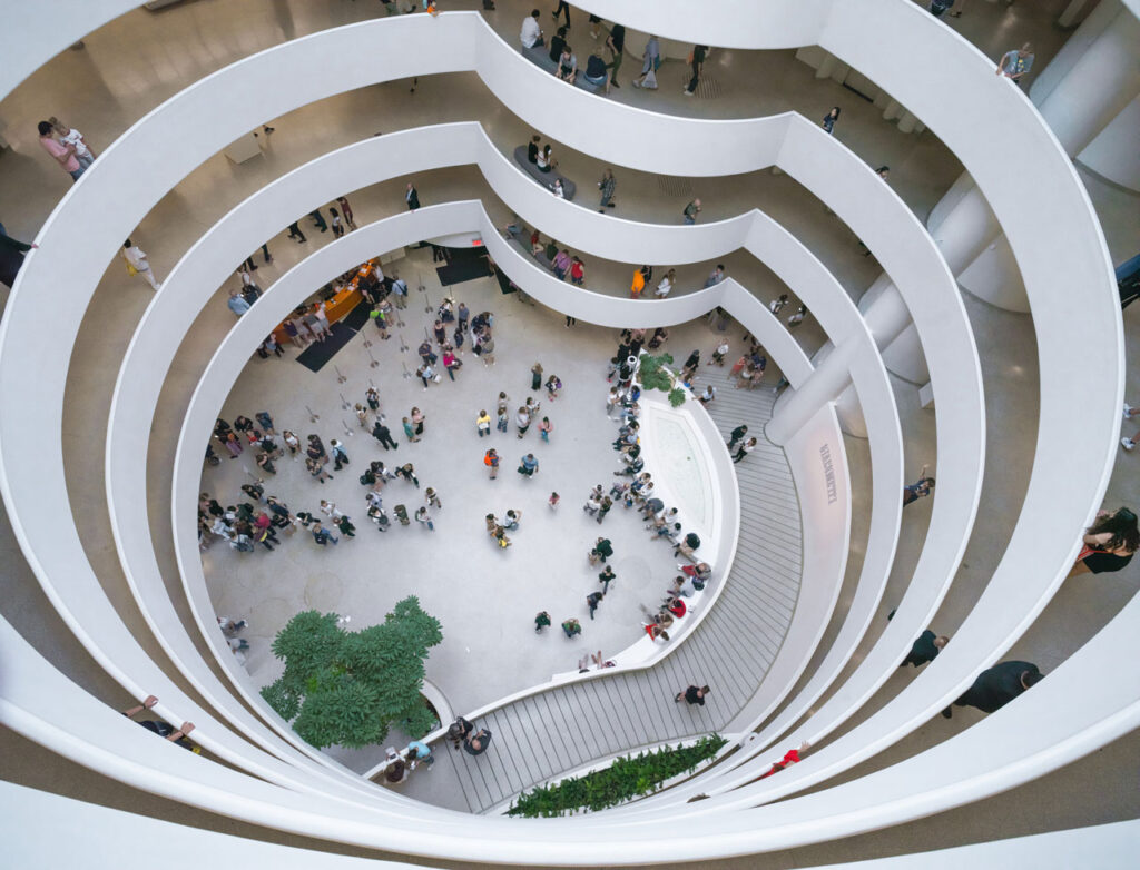 Solomon-R.-Guggenheim-Museum-int2_photo-by-David-Heald-c-Solomon-R.jpg