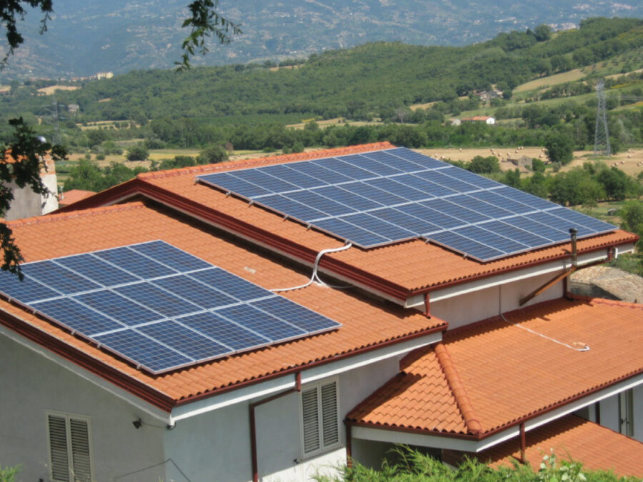 Impianti Fotovoltaici Energia eco Finbi - immagine 2