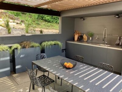 outdoorkitchen-forest-house-600x450-3